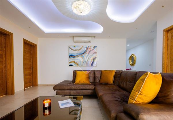 Proprjetà f' Sliema
