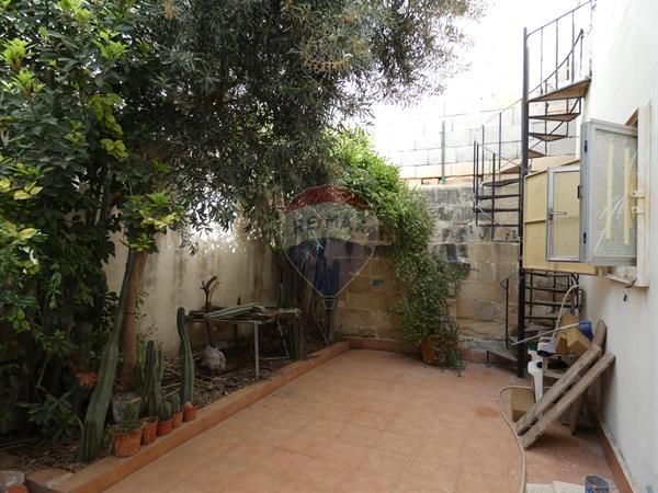 Proprjetà f' Ħamrun