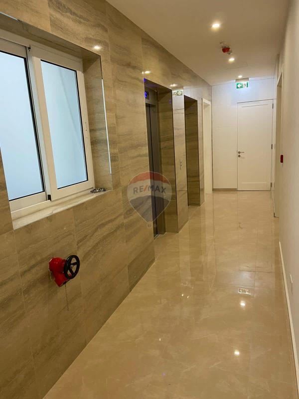 Office space to rent in Pieta