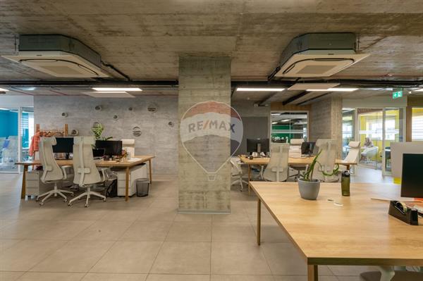 Office block to rent in Ta' Xbiex
