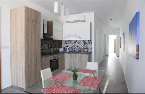 2 bedroom Penthouse for sale in St. Paul's Bay - €650,000 - 101m²