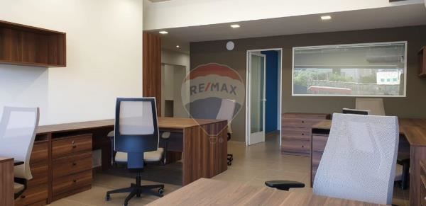 Office space to rent in Mosta