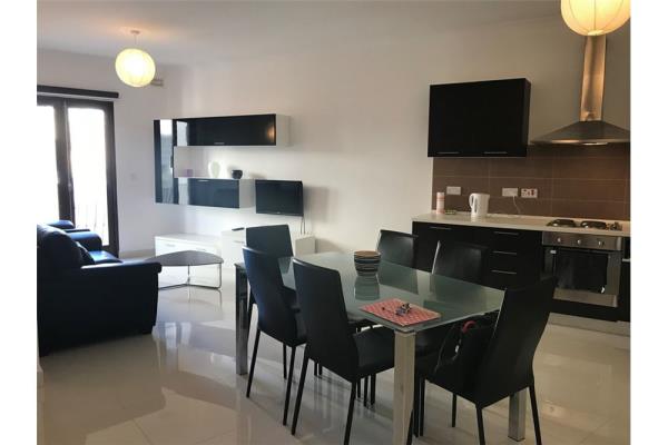 Sliema Apartment - Image 1
