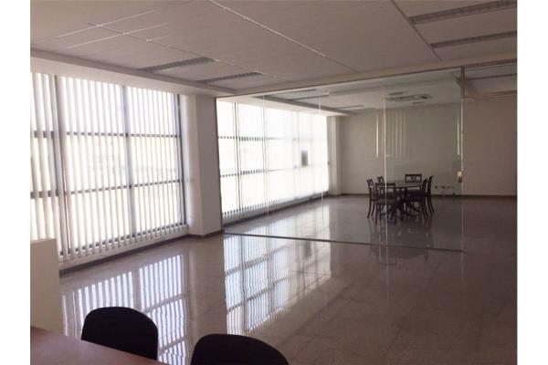 Office space to rent in Luqa