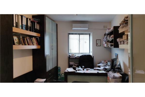 Office space to rent in Iklin