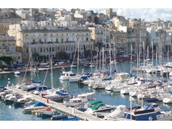 Vittoriosa Apartment - Image 1