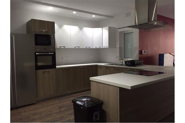 3 bedroom Maisonette to rent in Swieqi - €1,650