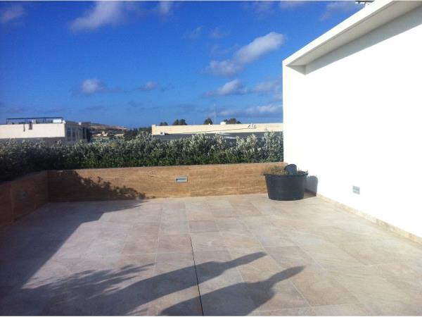 Office space to rent in Naxxar