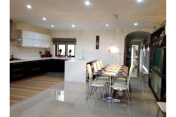 Zebbiegh Apartment - Image 1