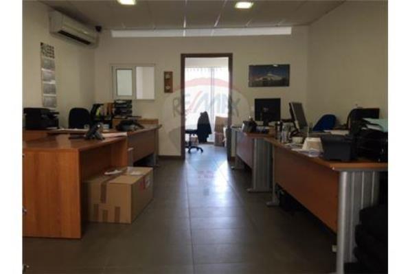 Office space to rent in Gzira