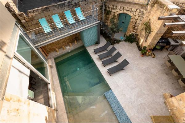 4 bedroom House of Character to rent in Għargħur - €7,900