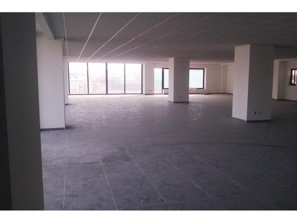 Office block to rent in Gzira