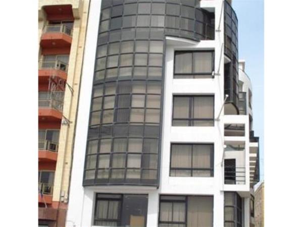 Office space to rent in Gzira