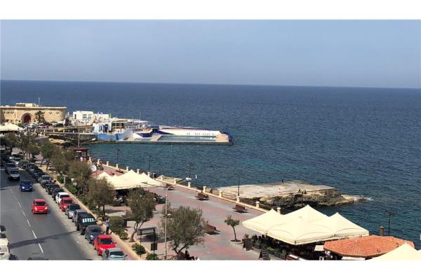 Office space to rent in Sliema
