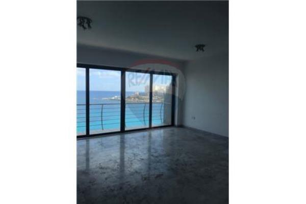 Office space to rent in St Julian's