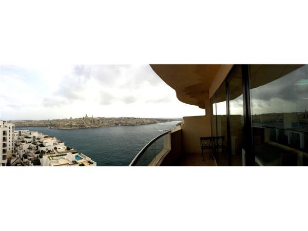 Office space to rent in Sliema