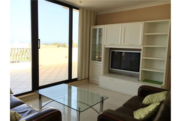 2 bedroom Penthouse to rent in Baħar iċ-Ċagħaq - €1,700
