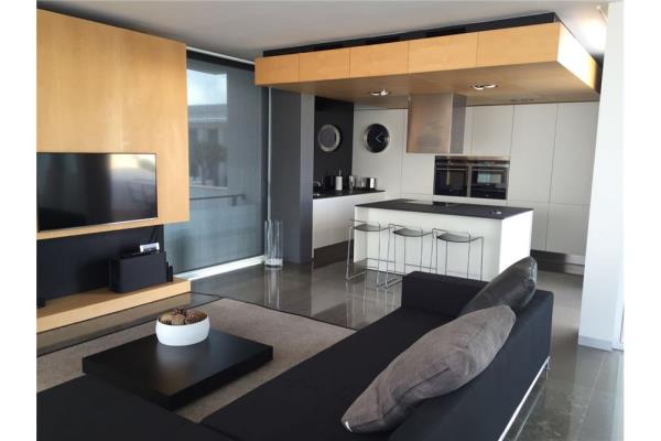 2 bedroom Penthouse to rent in Naxxar - €1,900