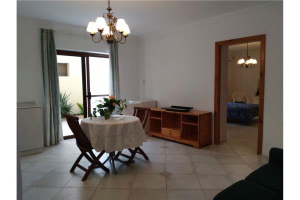 Victoria Gardens Apartment - Image 1