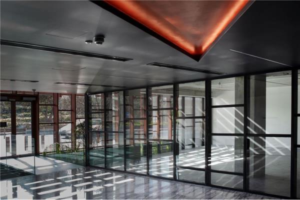 Office space to rent in Lija