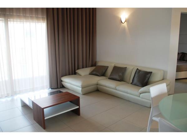 St Julian's Apartment - Image 1