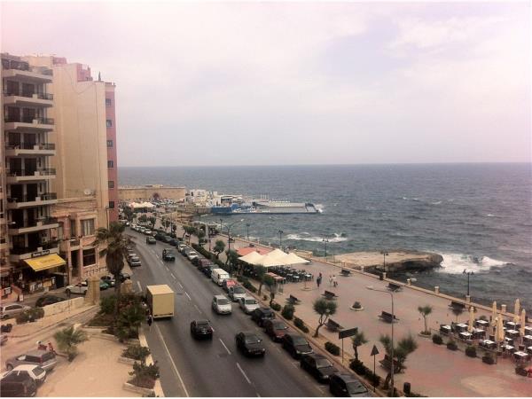 Office space to rent in Sliema