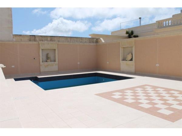 Victoria Gardens Villa Semi-detached