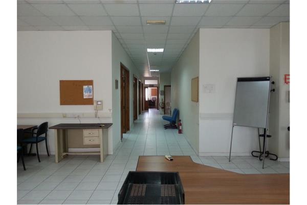 Office space to rent in Qormi