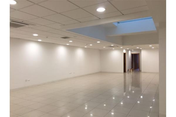 Office space to rent in Marsa