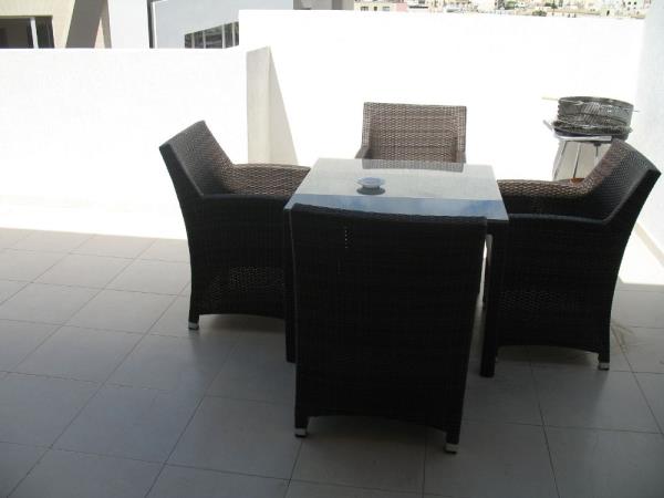 2 bedroom Penthouse to rent in Msida - €1,499