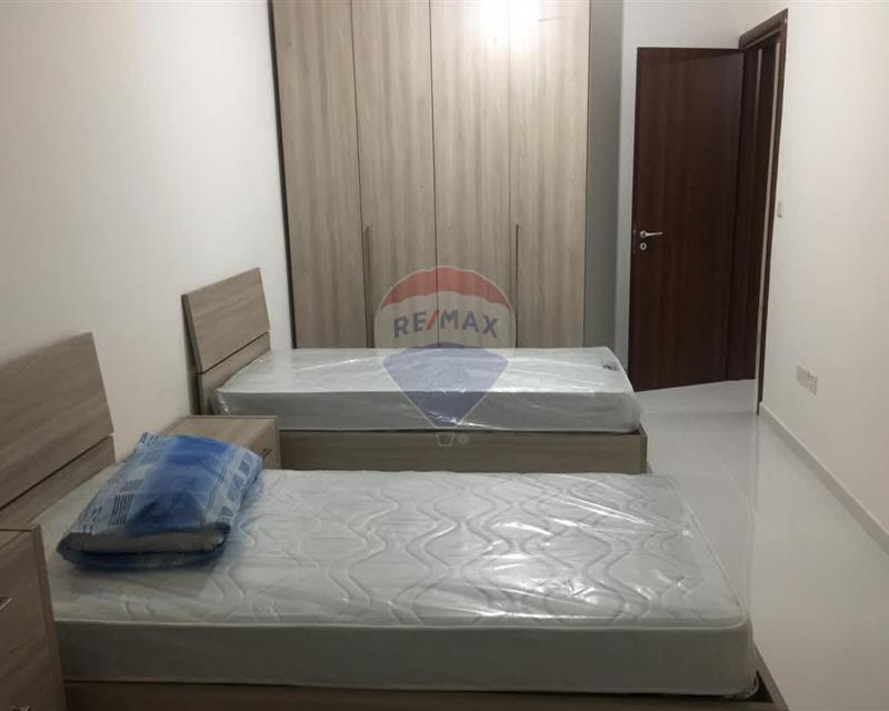 Apartment Duplex in Msida - Widok 4