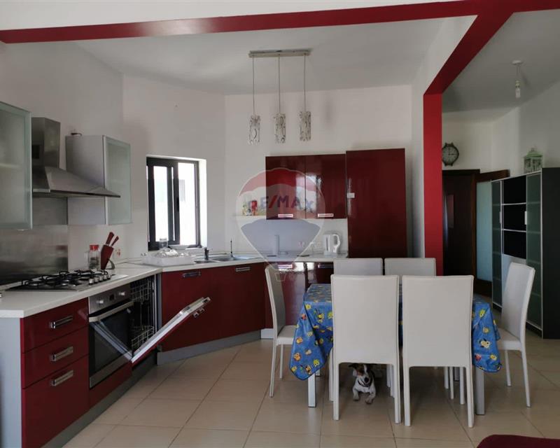 Penthouse - For Rent, Pieta
