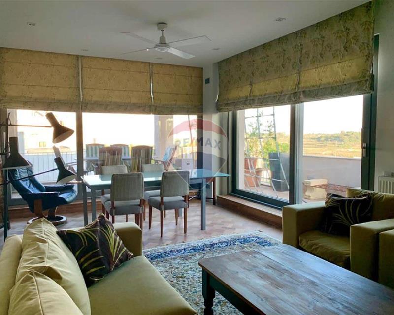 Penthouse Duplex - For Rent