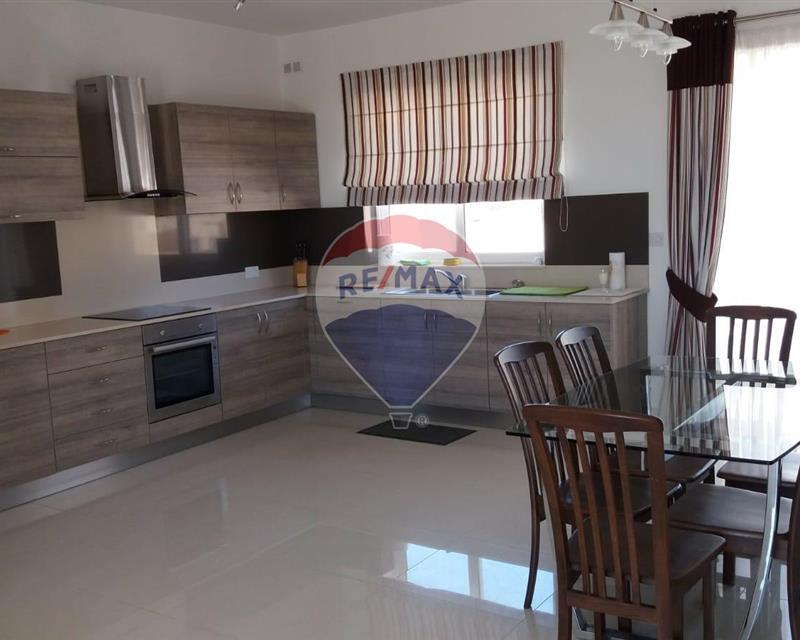 Penthouse - For Rent - View 2