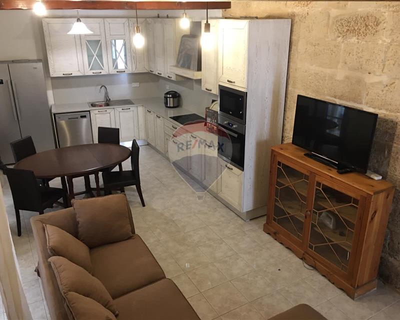 Townhouse - For Rent, Msida