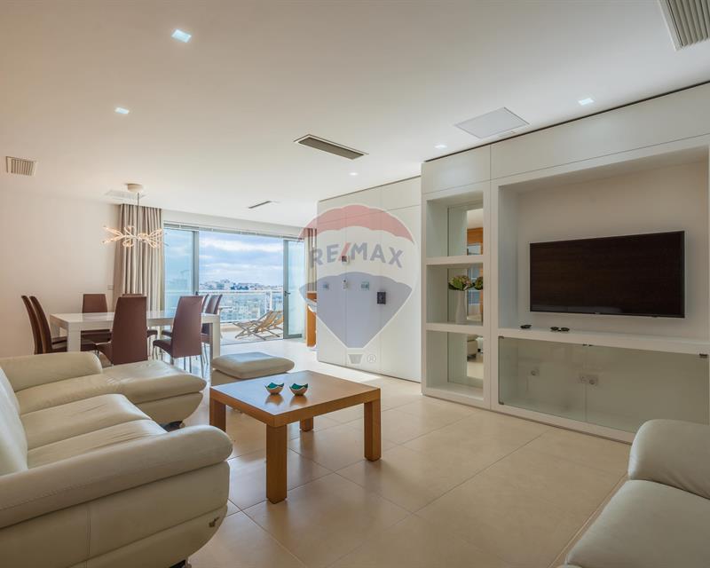 Penthouse - For Rent - View 6