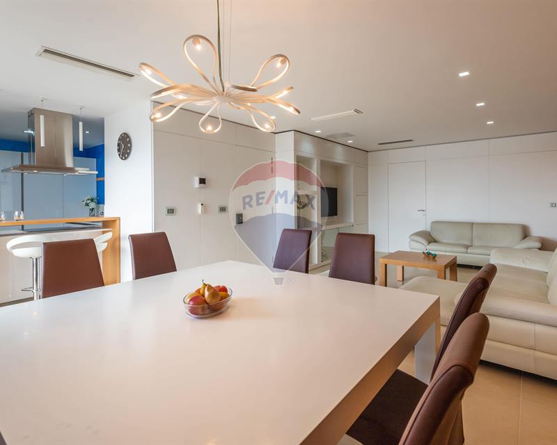 Penthouse - For Rent - View 5