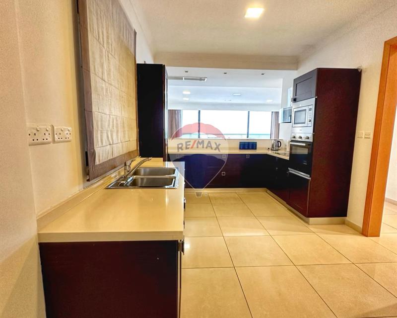 Apartment - For Rent - More