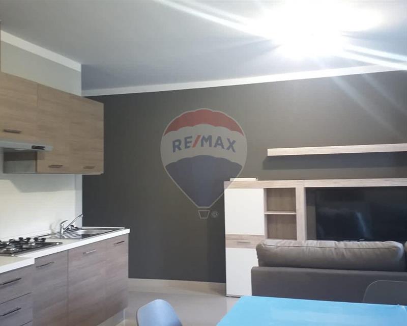 Apartment - For Rent - View 2