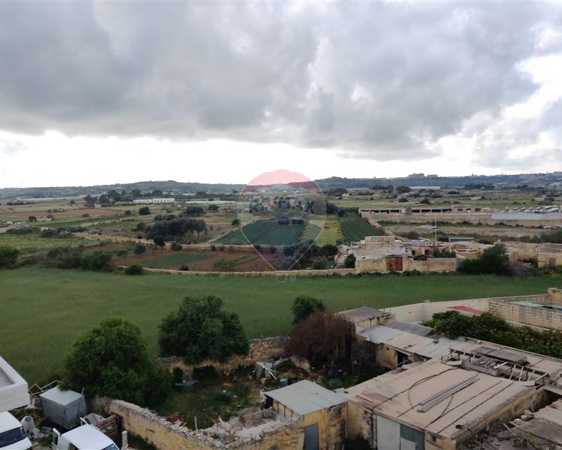 Apartment Duplex - For Rent, Zebbug