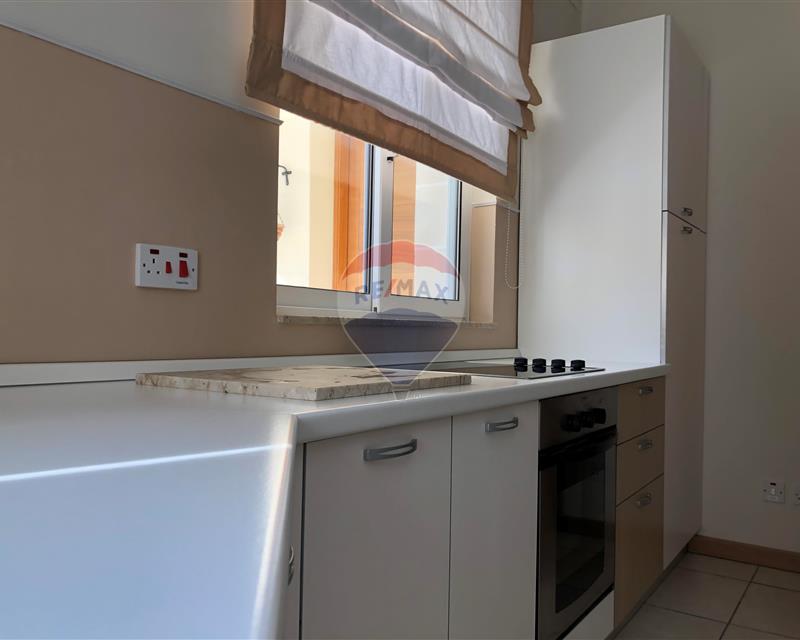 Maisonette Semi-detached - For Rent, St Julian's