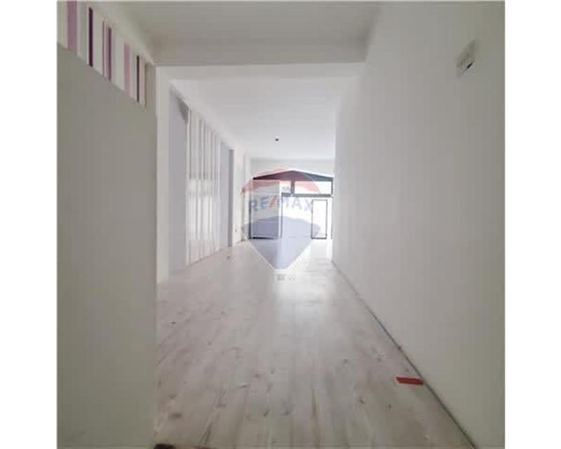 Shop in Sliema - View 2