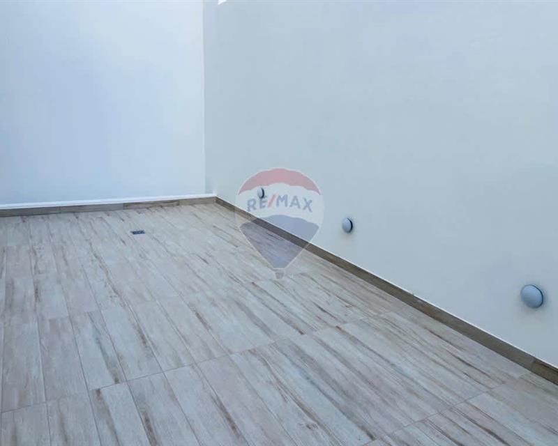Apartment - For Rent - View 4