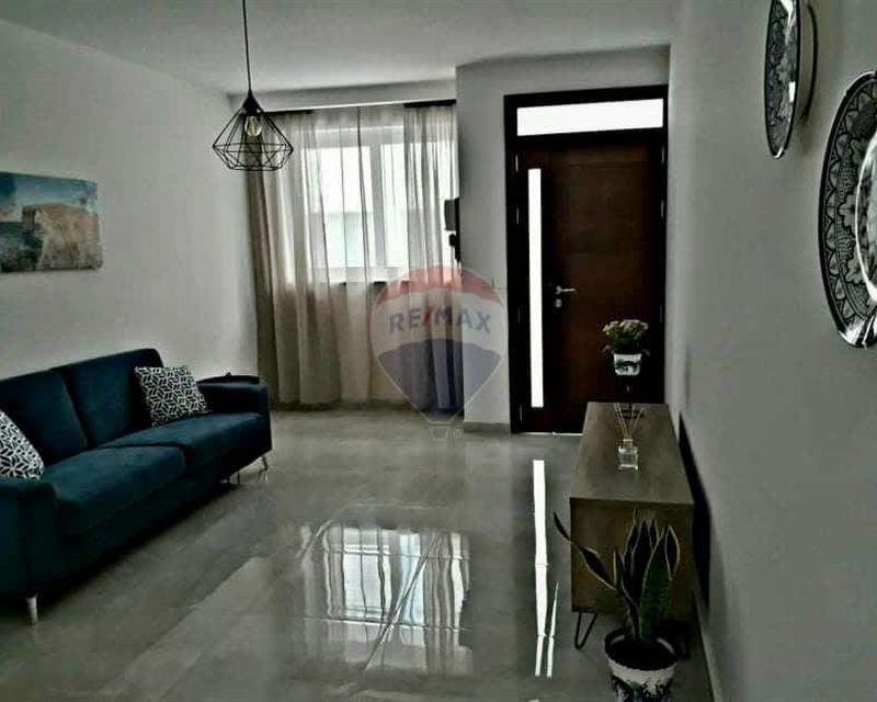 Maisonette - For Rent - More