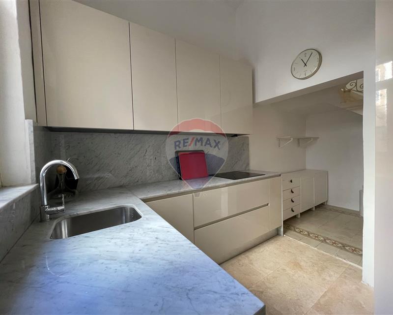 Townhouse - For Rent, Sliema