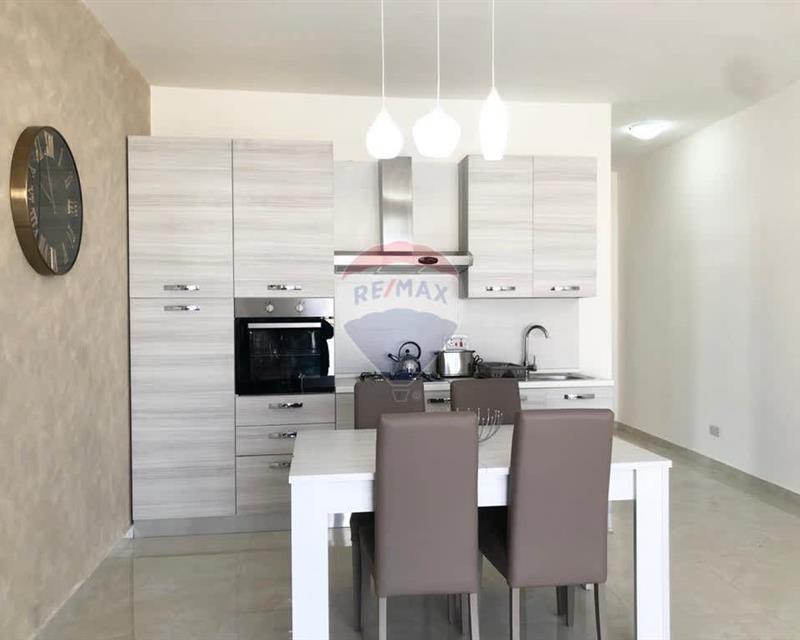 Penthouse - For Rent - View 3