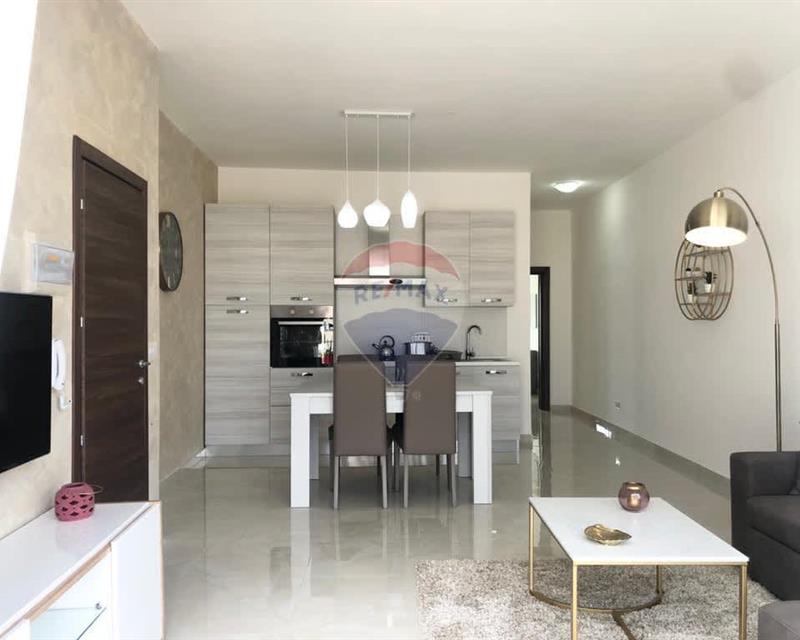 Penthouse - For Rent - View 4