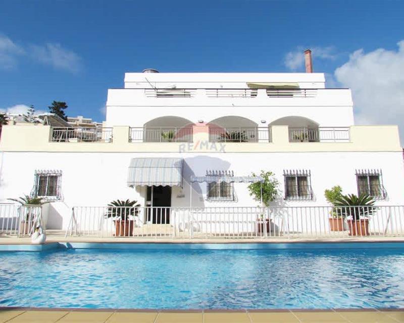 Villa Semi-detached - For Rent, Mellieha