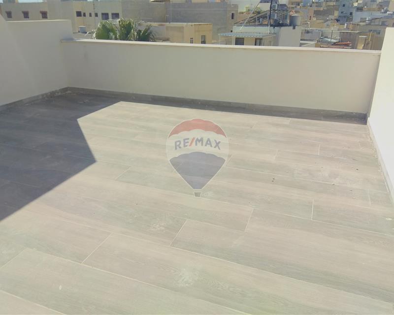 Penthouse - For Rent, Hamrun