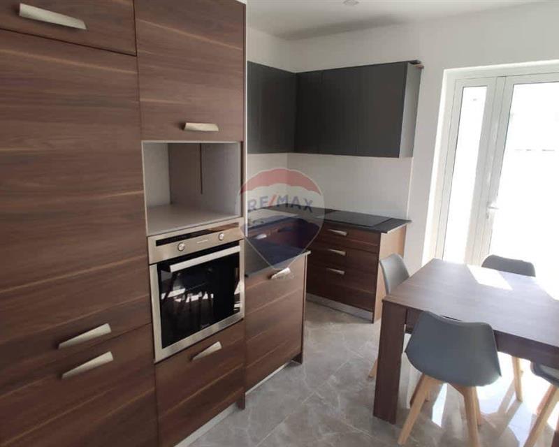 Penthouse - For Rent - Veduta 2